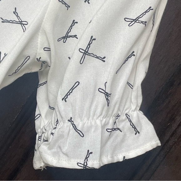 Bobby Pin Pattern Printed Shirt With Smocked Waist Size L Off White & Black - Picture 11 of 13